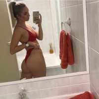 Yenişehir Escort: Göz Alıcı ve Tutkulu Selen